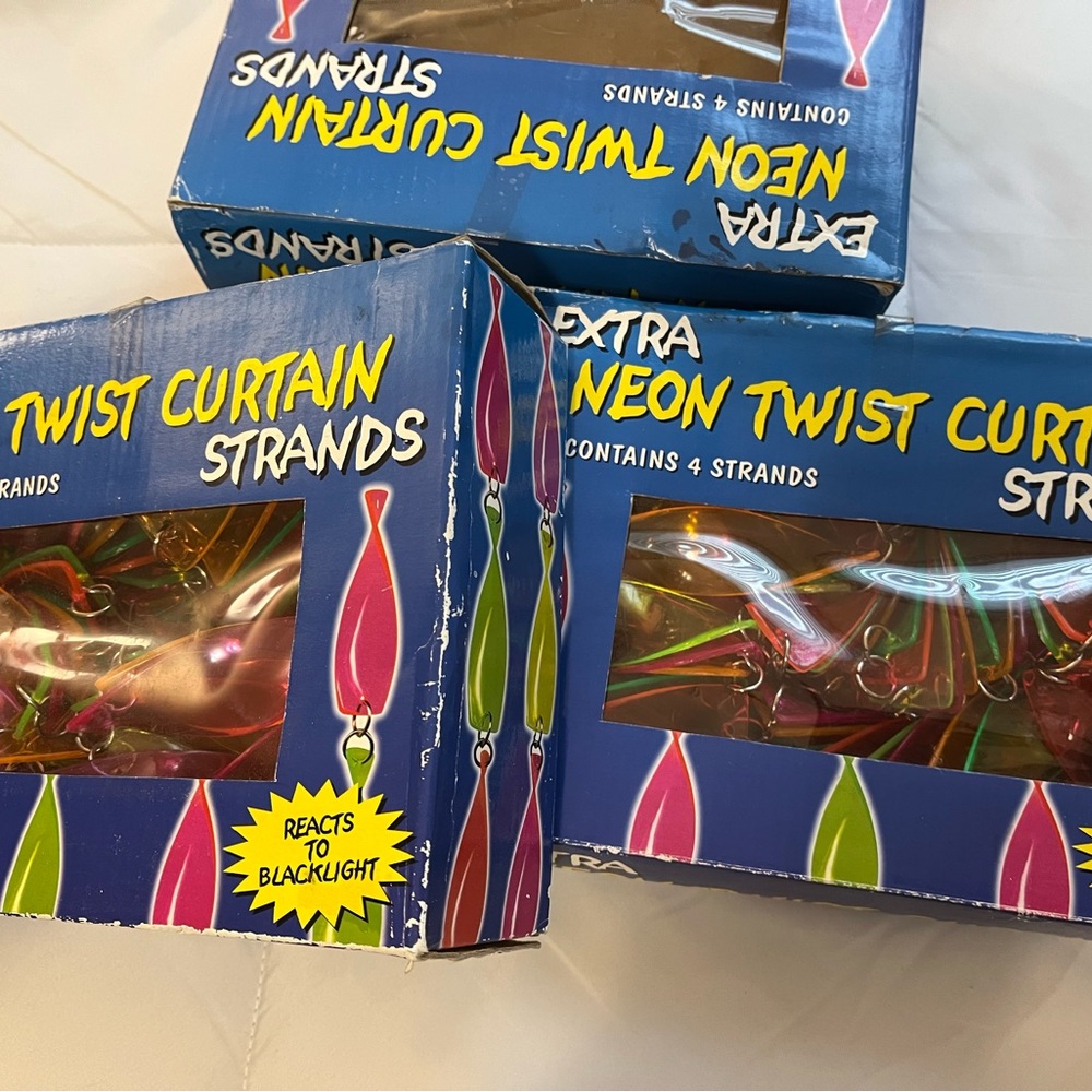 Extra Neon Twist Curtain Strands - Pink and Green